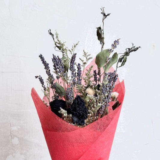 Mary: Love-Filled Dried Flowers