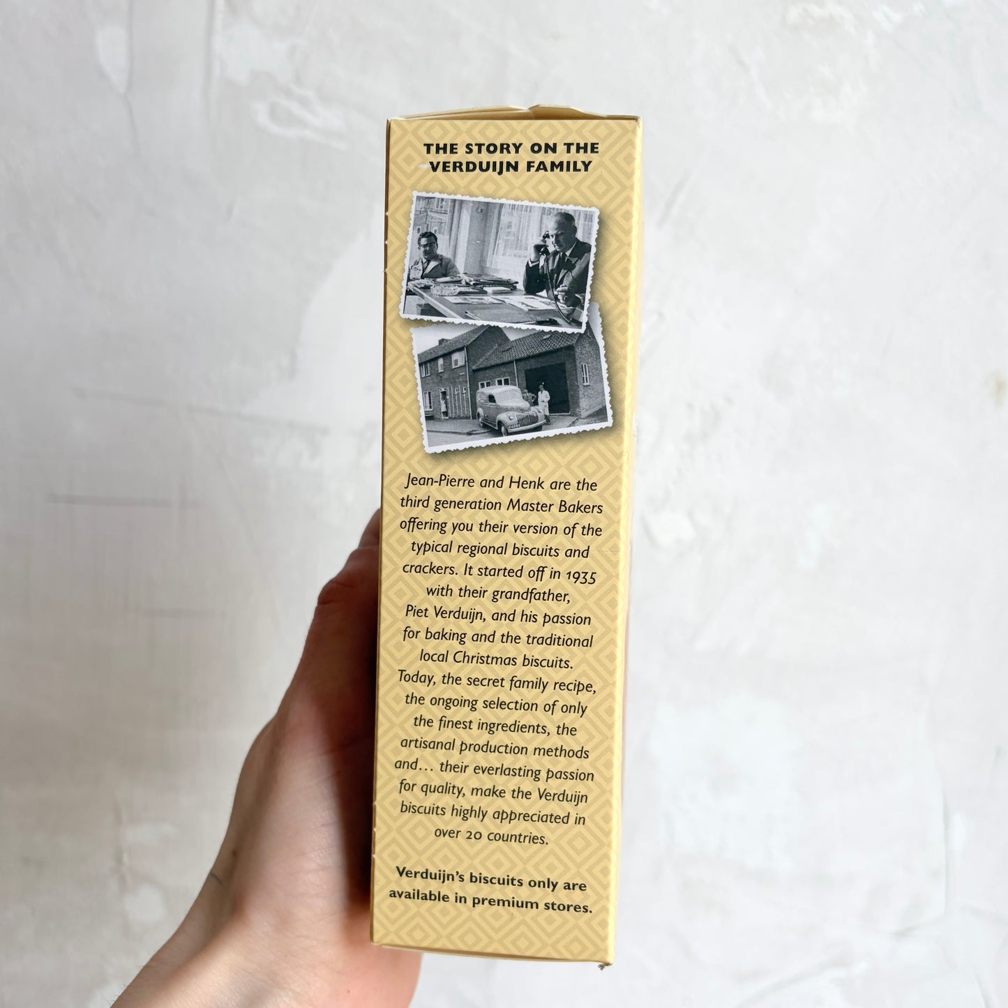 Pecorino Truffle Wafer Cracker