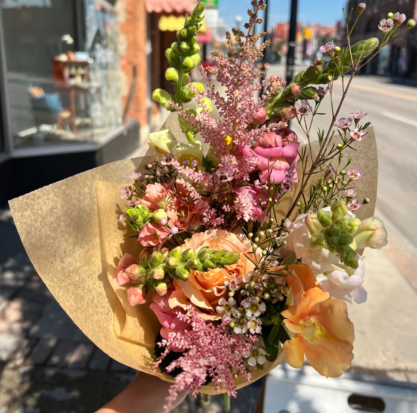 Leo - Pet Friendly Bouquet