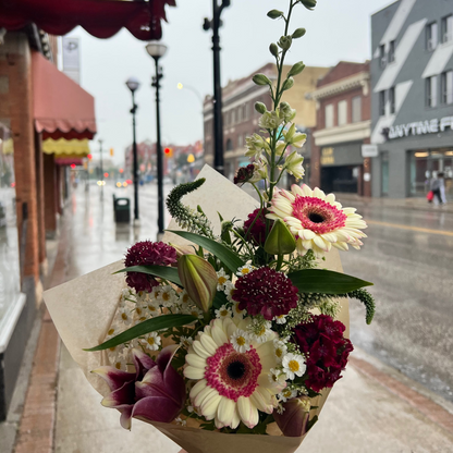 Hera - Weekly Bouquet