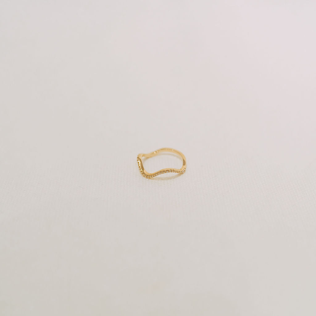 10K Curve Pave Ring