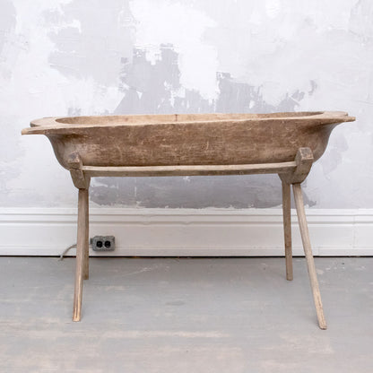 Large Trough with Stand